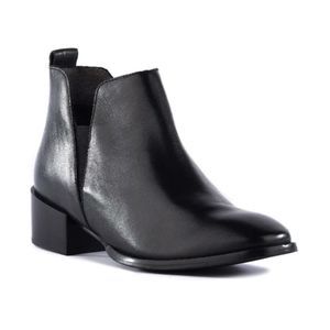 Anthropologie Seychelles Offstage Chelsea Boots